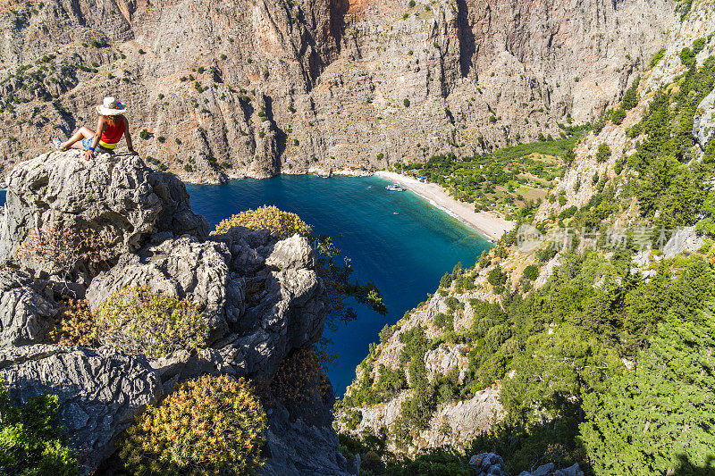 来自Oludeniz的蝴蝶谷。Fethiye /土耳其。